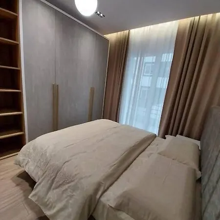 Kinza Apartment